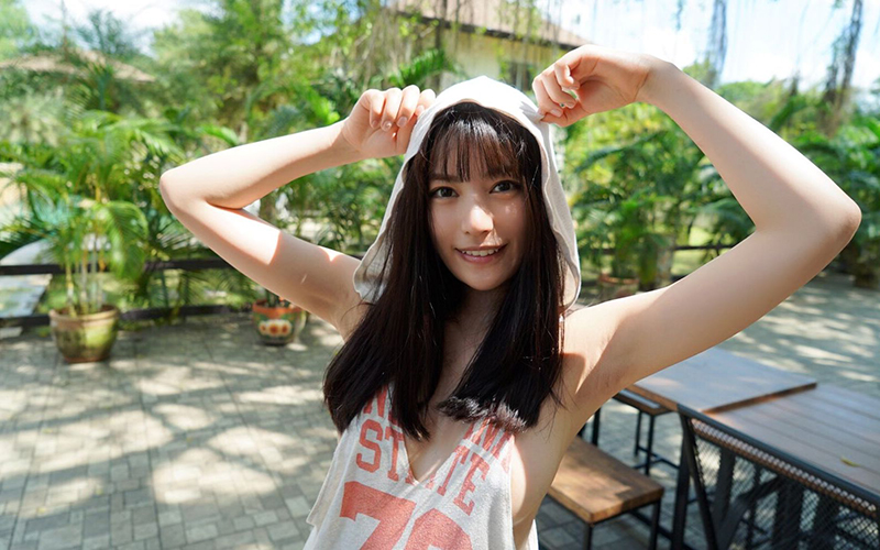 【老八测评】RQS枫花恋：我看看是谁不想跟枫哥大战一场！