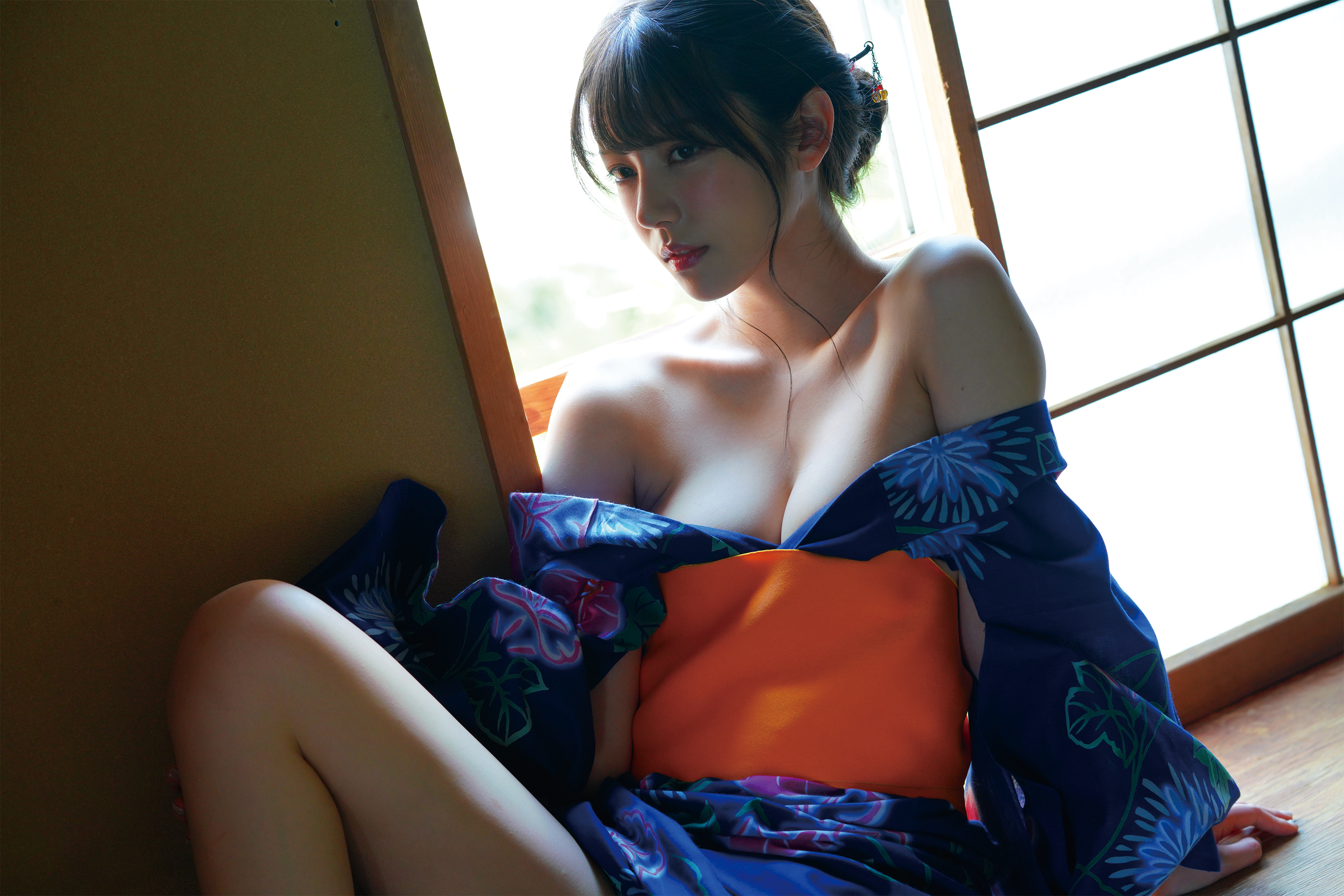 【老八测评】RQS枫花恋：我看看是谁不想跟枫哥大战一场！