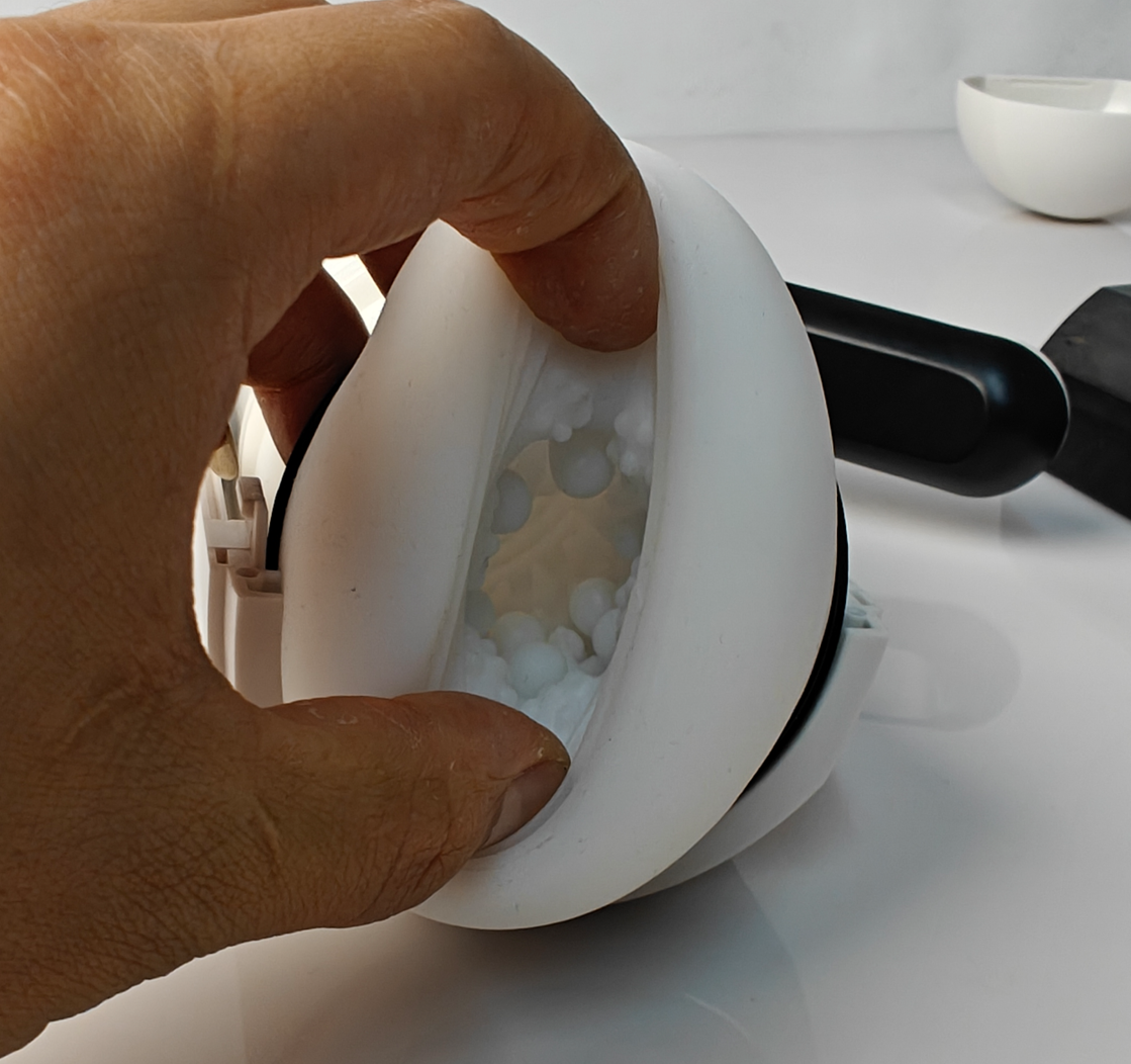 【老八测评】姬欲小C飞机杯:牙签搅水缸,廉价到好笑