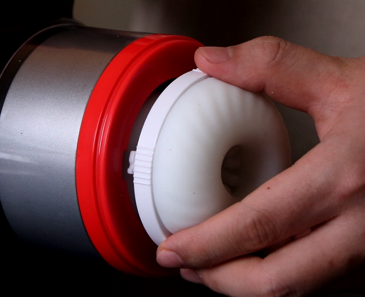 【老八测评】GXP艾萝机娘电动版：披着好看皮囊的红粉骷髅，设计应该给美术磕一个