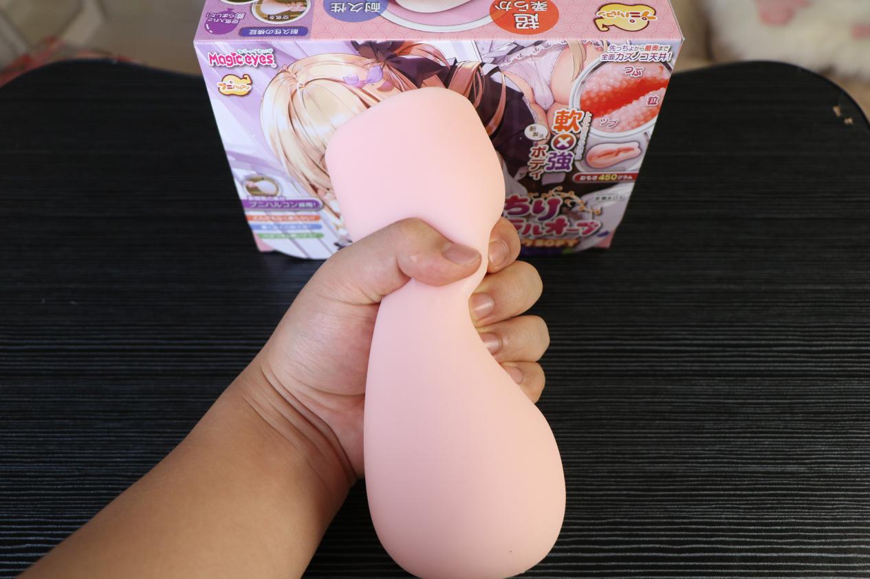 【老八测评】Magic eyes魔眼宫濑:熟悉的无感脂软杯,建议和大魔王坐一桌