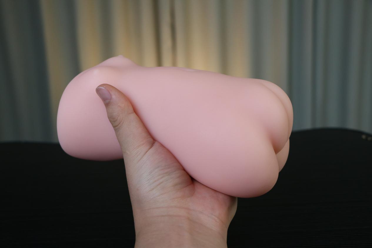 【老八测评】RQS牛娘净化：包裹紧摩擦强，通道特色鲜明的高刺激杯