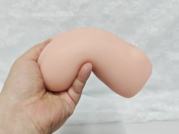 【老八测评】LoveFactor御神子一代：中庸的超软型慢玩飞机杯